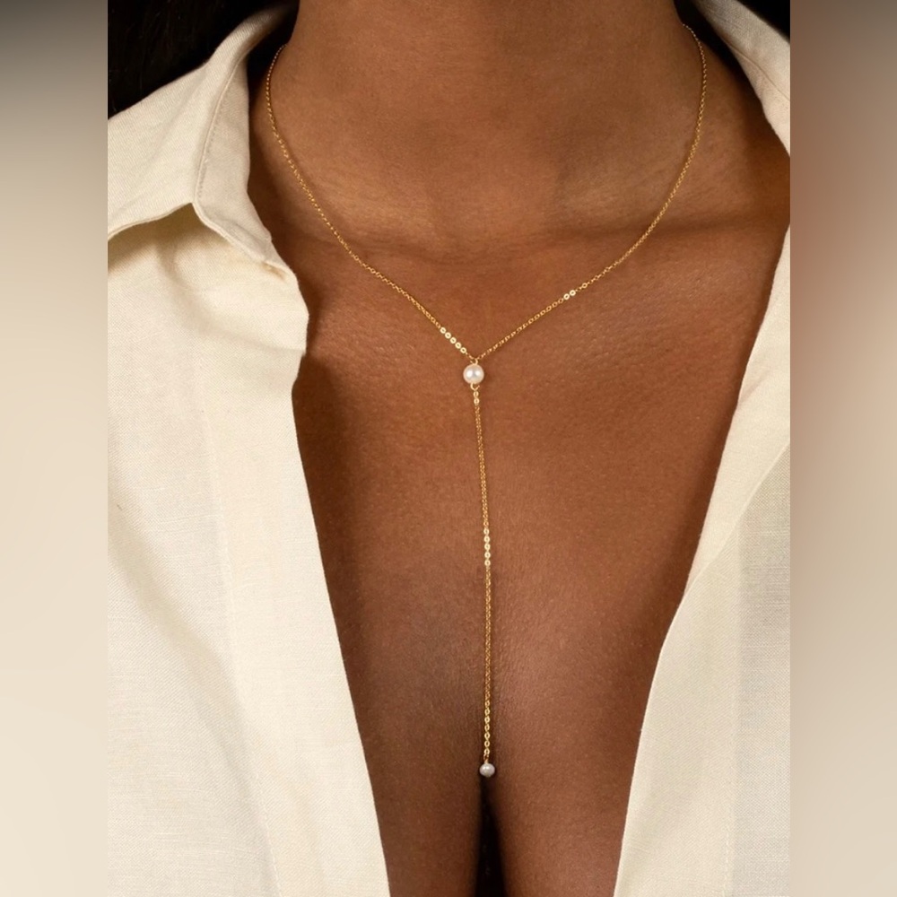 Elegant Gold Lariat Necklace